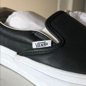 Vans black leather OG classic slip-on